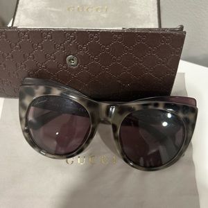 Gucci cat eye sunglasses